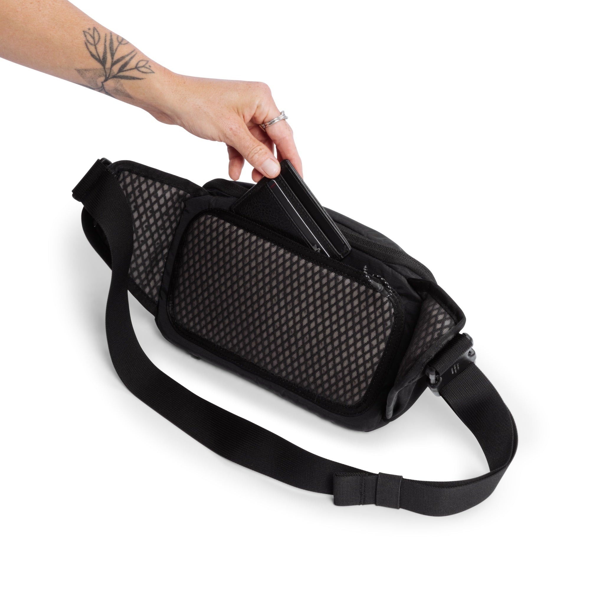 Slate 4L Camera Sling
