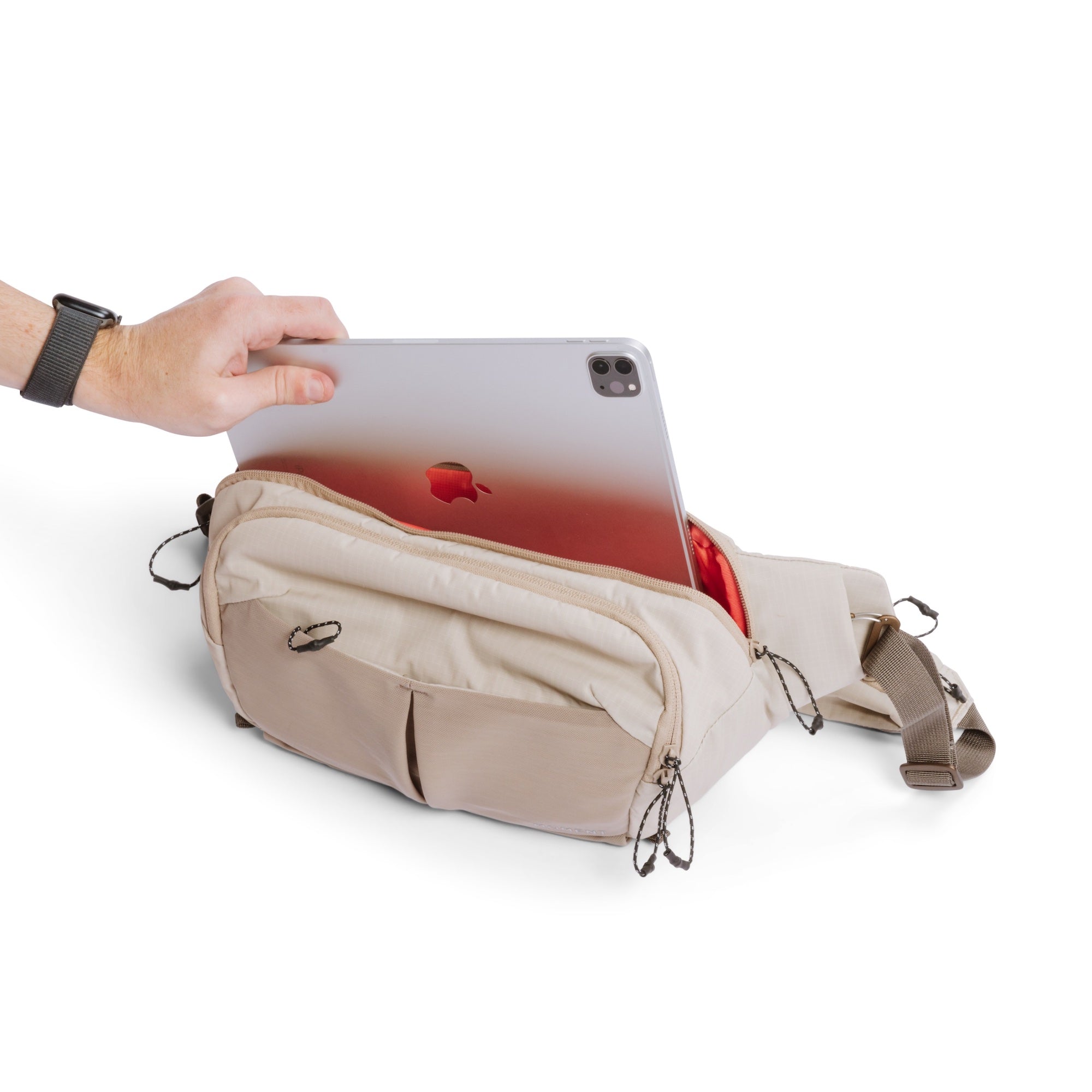 Balance 7L Camera Sling